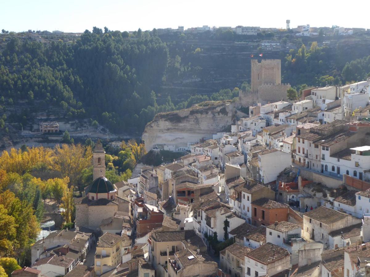 Casa rural Butaka Alcala del Jucar Bagian luar foto