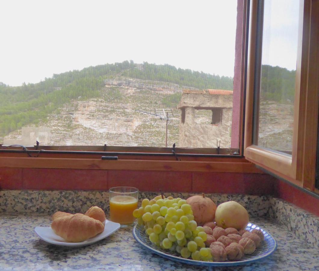 Casa rural Butaka Alcala del Jucar Bagian luar foto