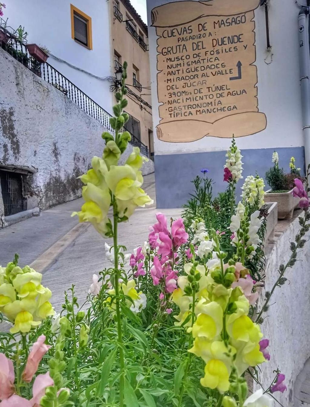 Casa rural Butaka Alcala del Jucar Bagian luar foto