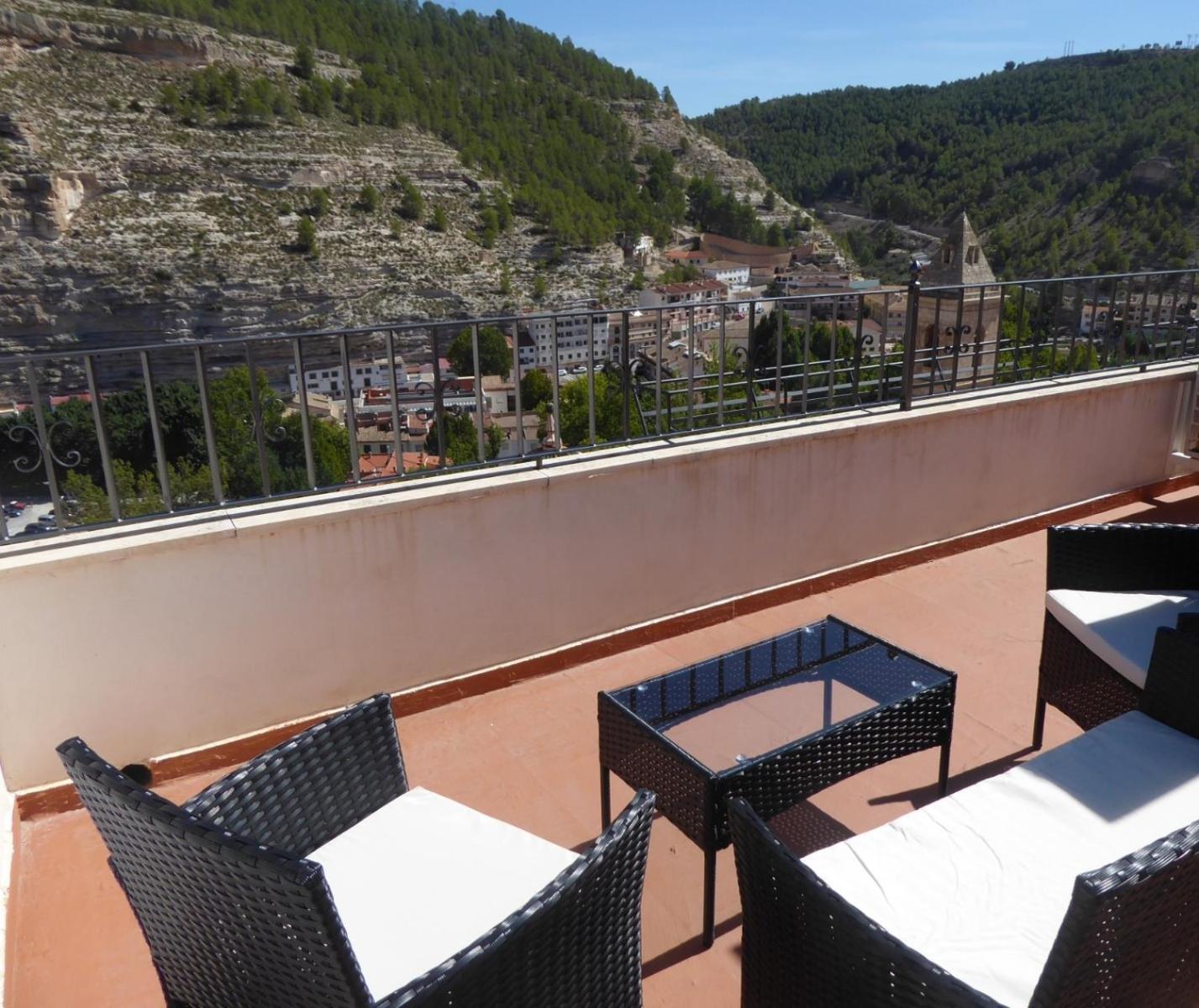 Casa rural Butaka Alcala del Jucar Bagian luar foto